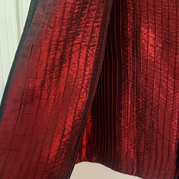 Black/ Red reversible dressy jacket. - Picture 3 of 11